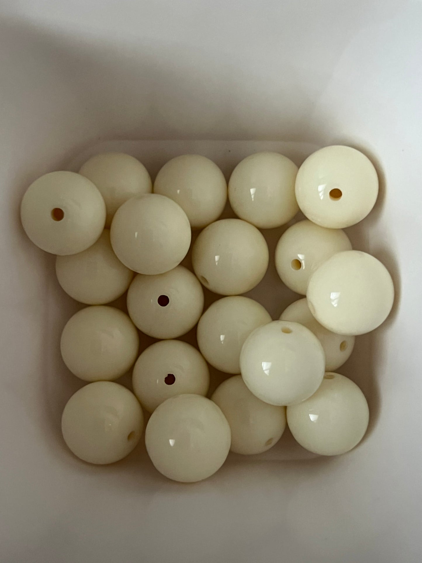 16mm Beads - Glossy Style Beads - Ivory Color Only Bag