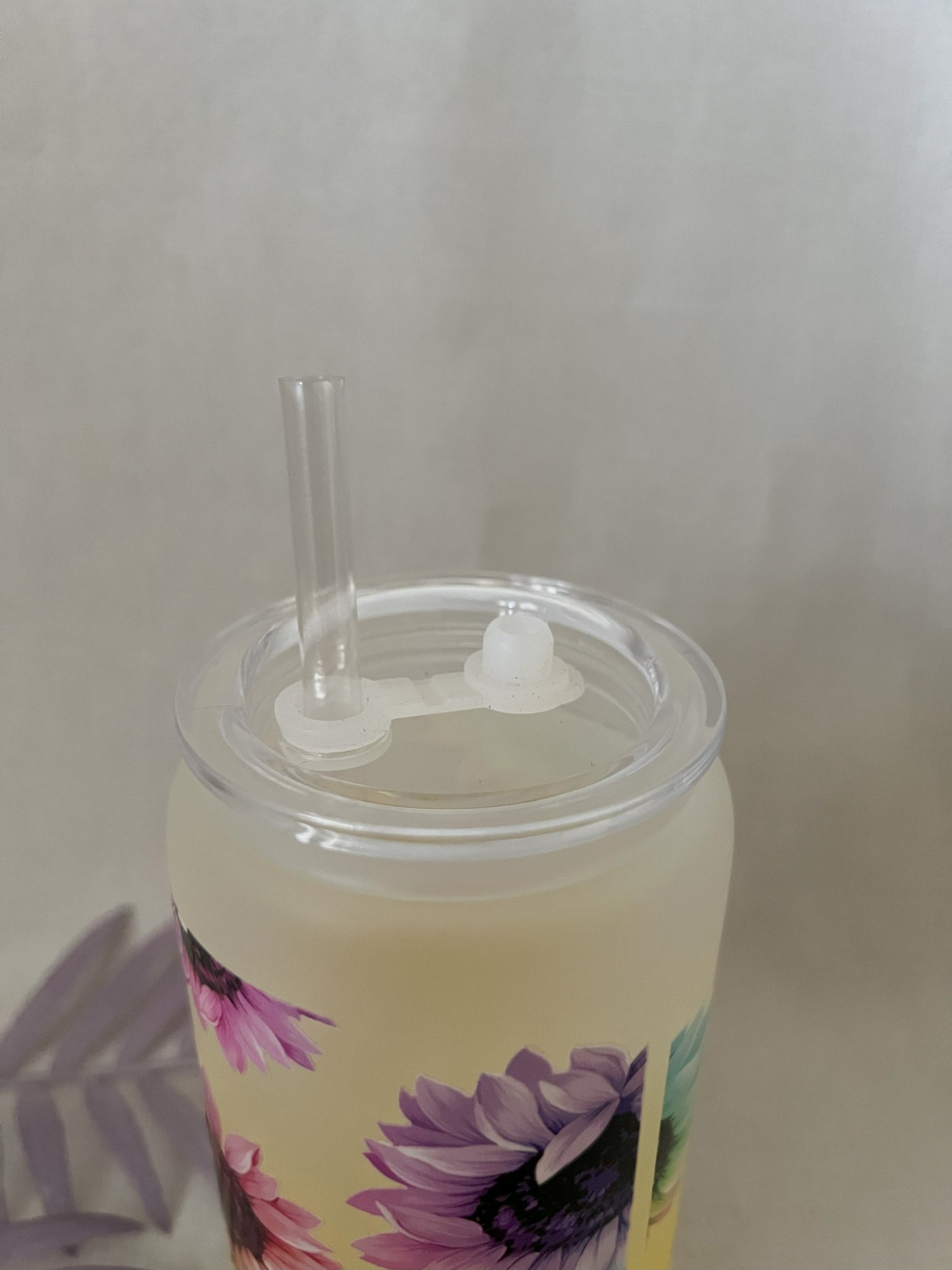 Sunflowers 16oz Yellow Ombre Glass Can with Plastic Lid & Straw