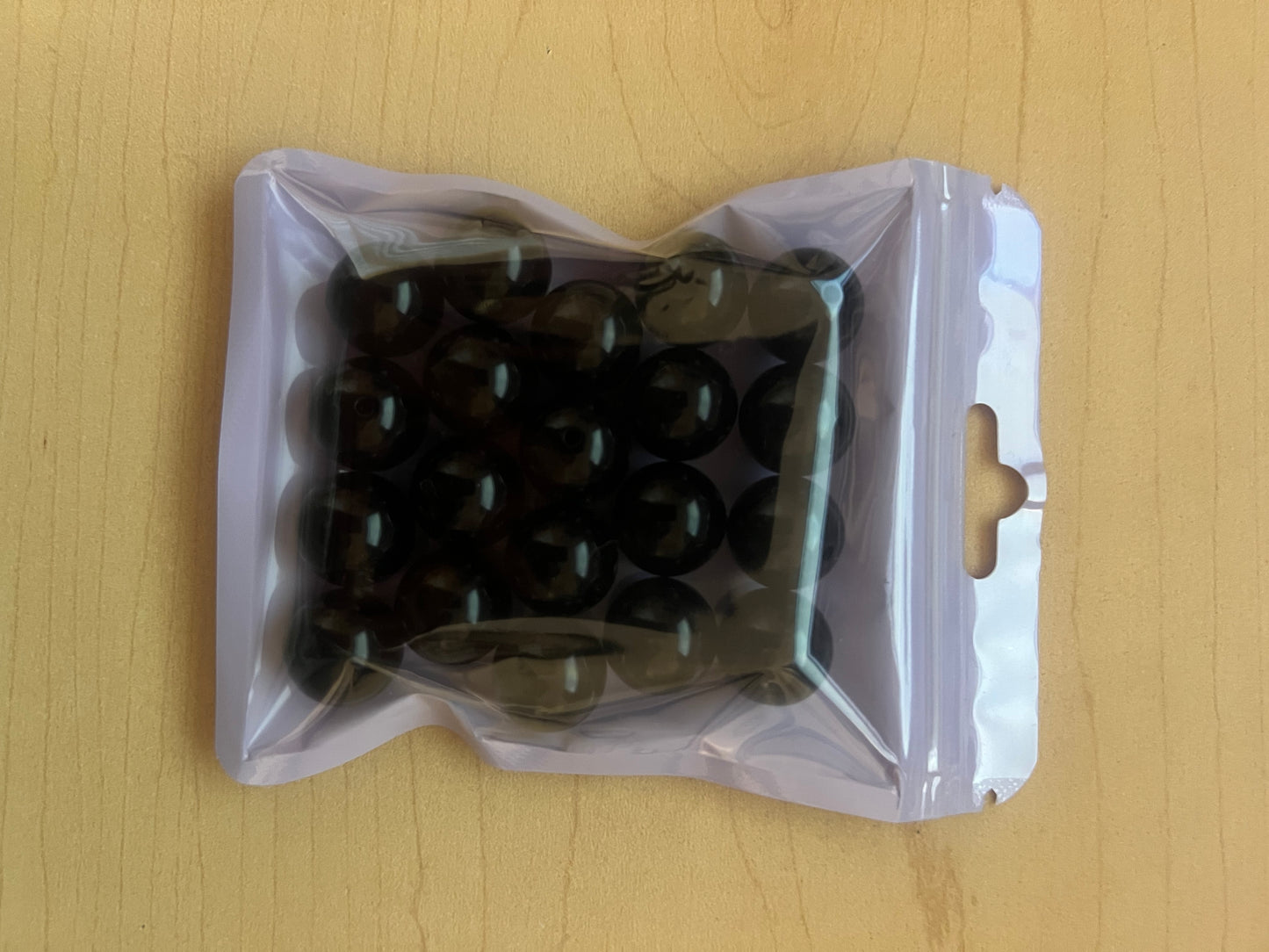 16mm Beads - Glossy Style Beads - Black & White Color Only Bag