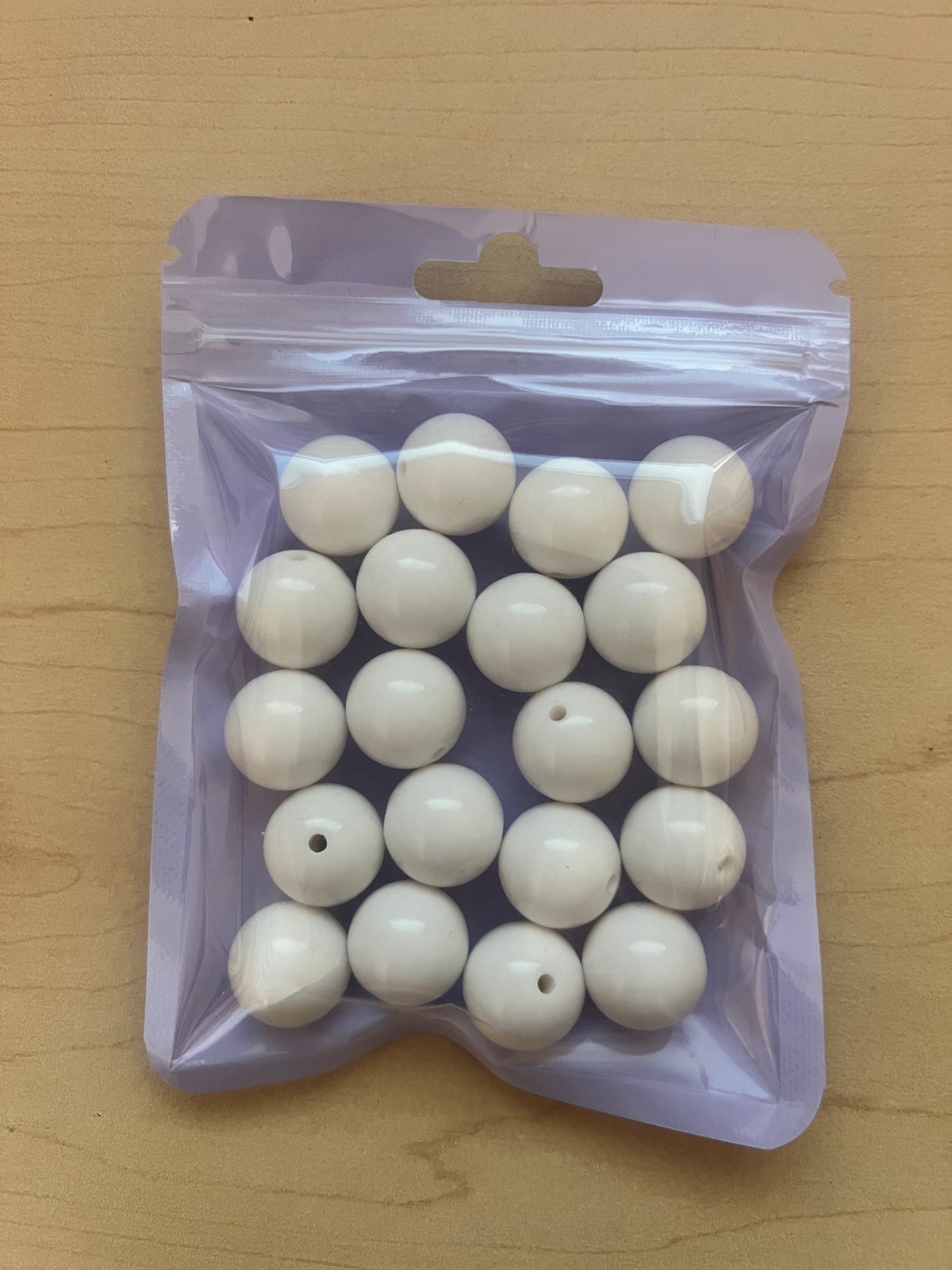 16mm Beads - Glossy Style Beads - Black & White Color Only Bag